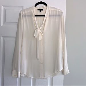 Medium banana republic blouse